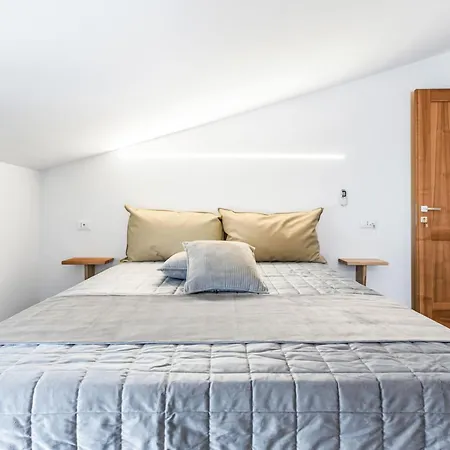 Cleope By Interhome * Castellammare del Golfo